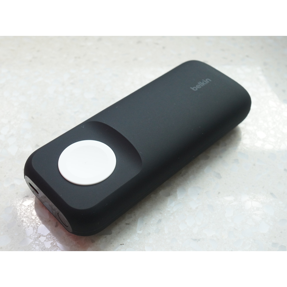 belkin-apple-watch-charger-10k-powerbank-bpd005btbk-1-hero